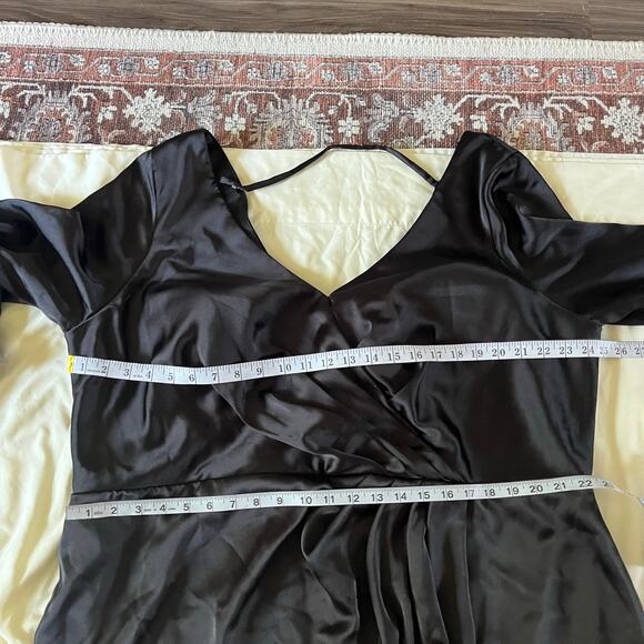 Revelry Black Vera Satin Long Sleeve V Neck Wrap Maxi Gown Plus Sz 26 Wedding - Picture 9 of 9